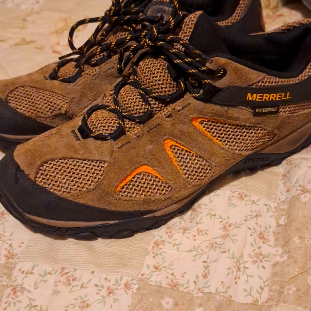 MERRELL Hiking shoes